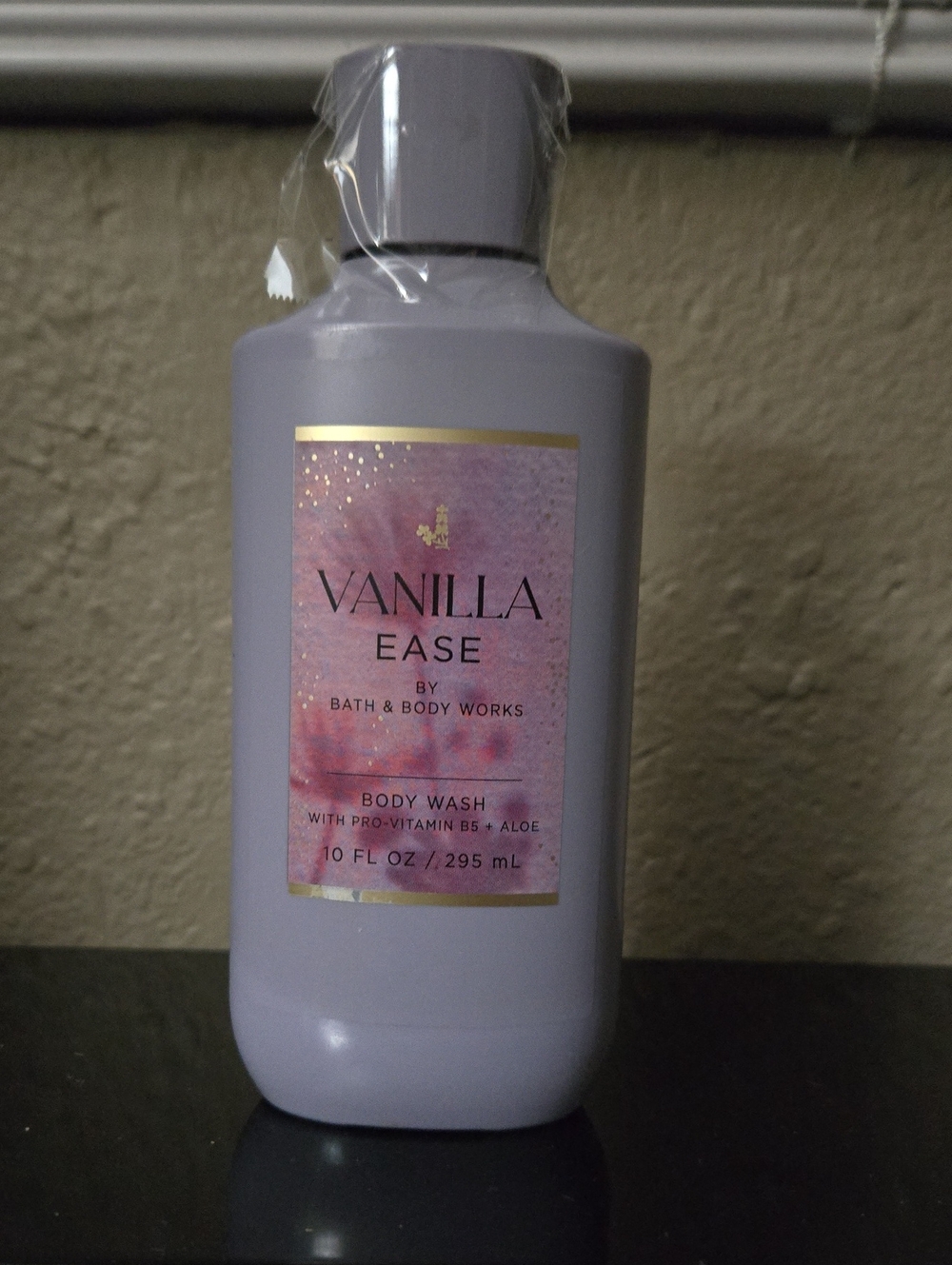 Bath & Body Works Vanilla Ease Body Wash - Lavender